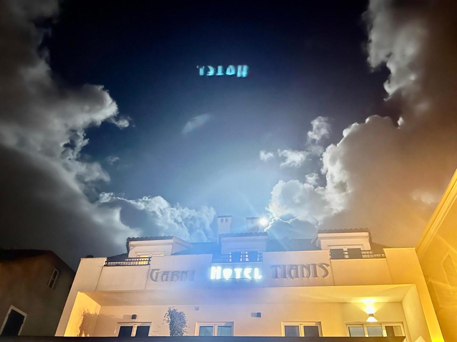 Garni Hotel Tianis Kotor Exterior foto