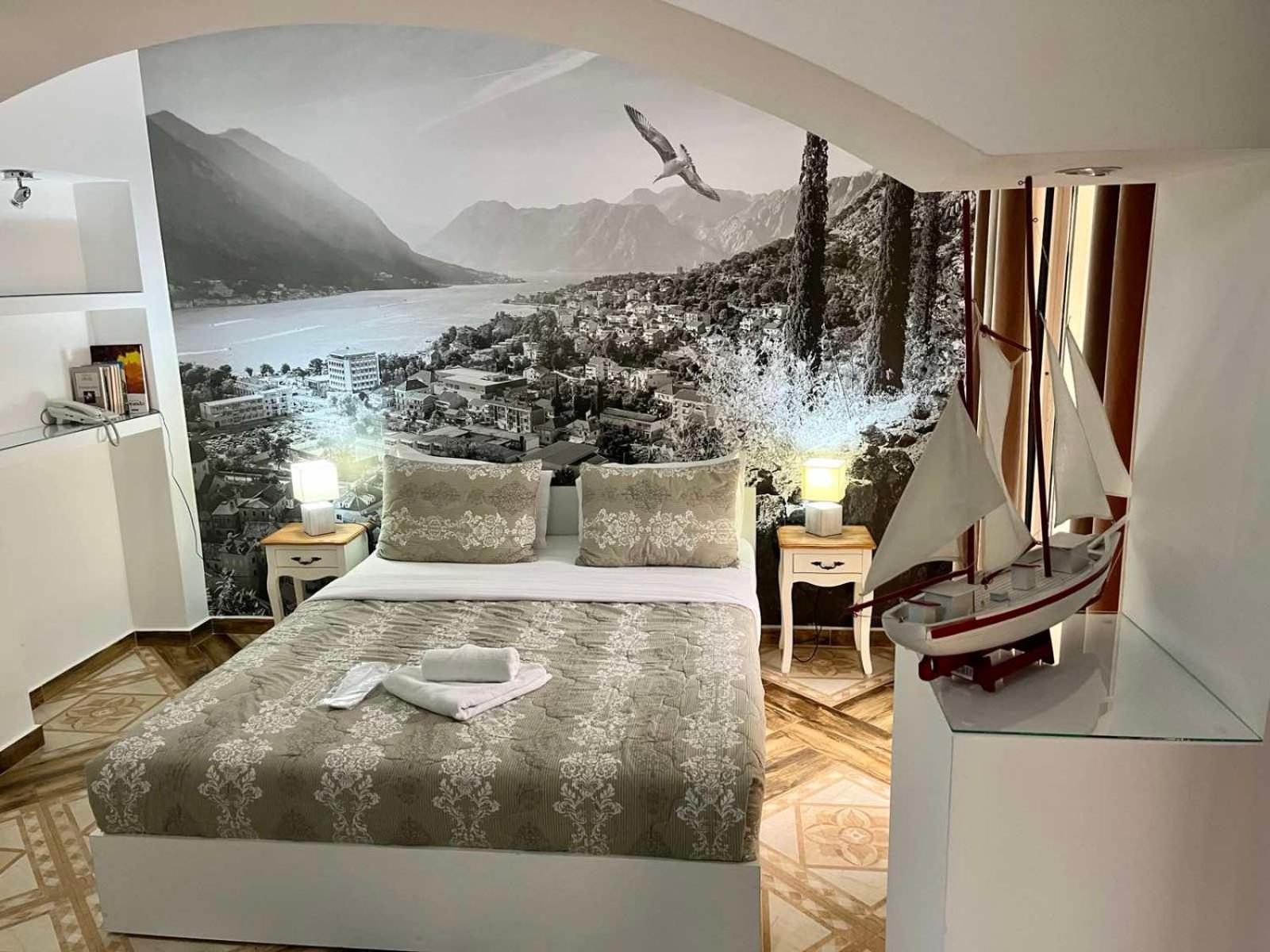 Garni Hotel Tianis Kotor Exterior foto