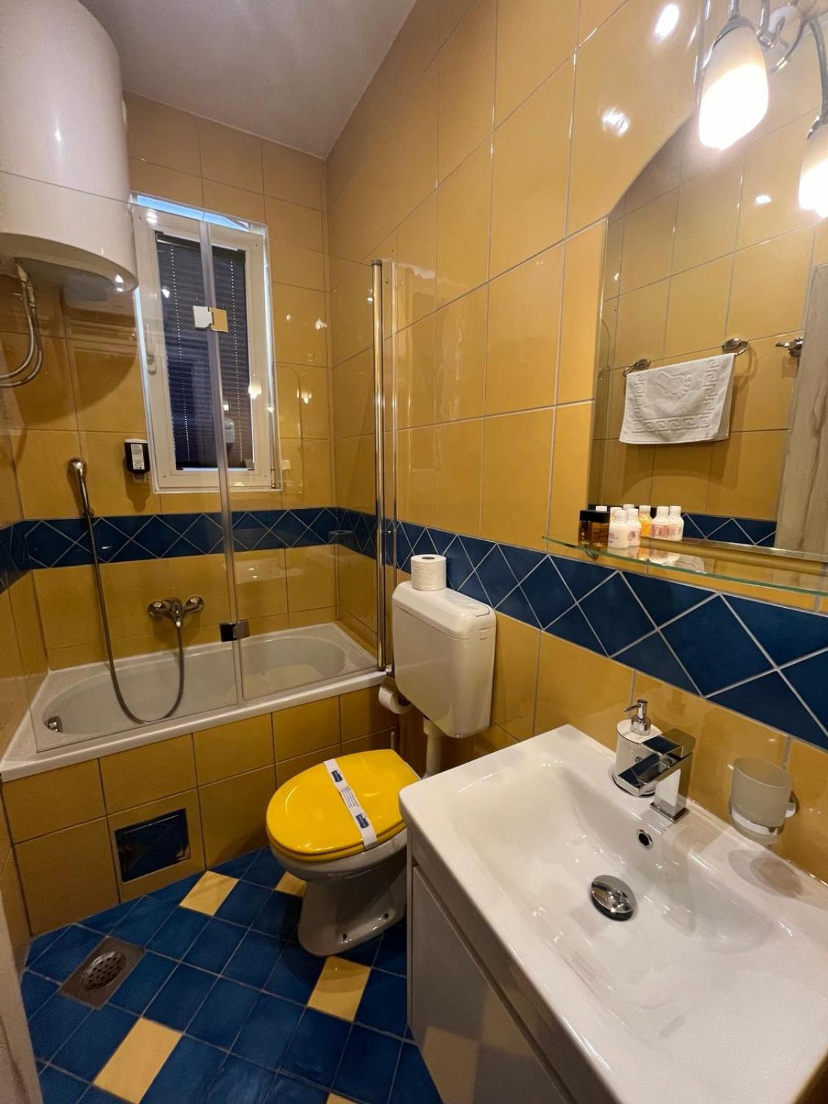 Garni Hotel Tianis Kotor Exterior foto